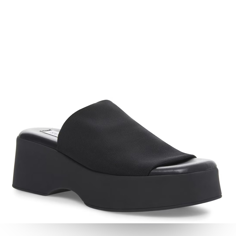 Steve Madden slinky platform sandal